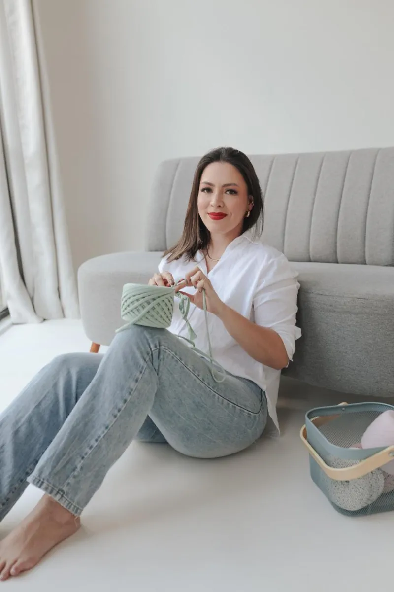 Hellen Santana, criadora do Ateliê Artes em Malha
